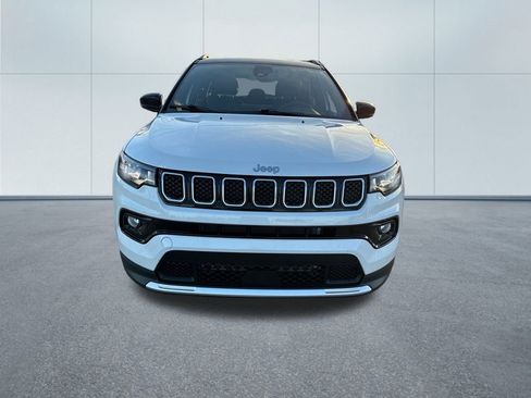 Certified 2023 Jeep Compass Limited image 10
