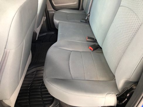 Used 2018 RAM 1500 Express w/ Express Value Package AWD/4WD image 10