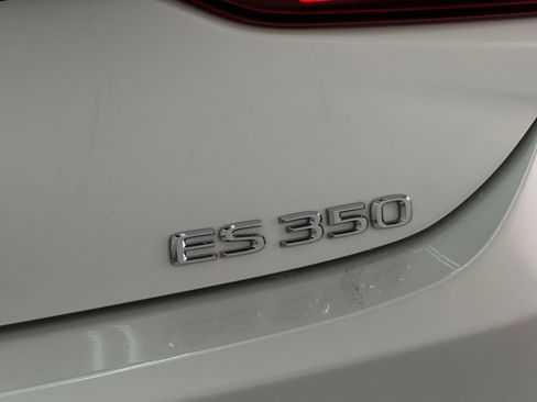 Used 2021 Lexus ES 350 w/ Accessory Package FWD image 26
