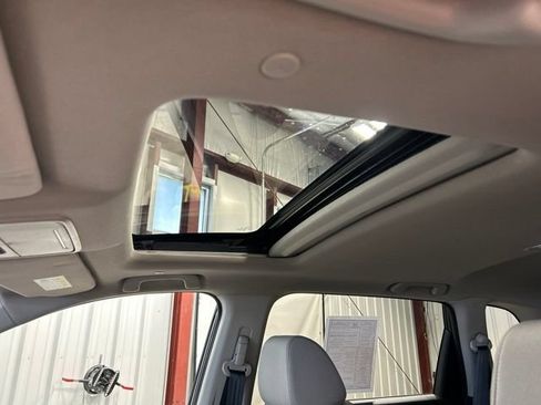 Certified 2024 Honda CR-V EX image 34