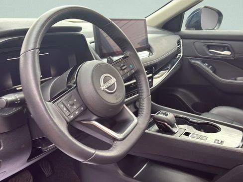 Used 2024 Nissan Rogue SL w/ SL Premium Package FWD image 26