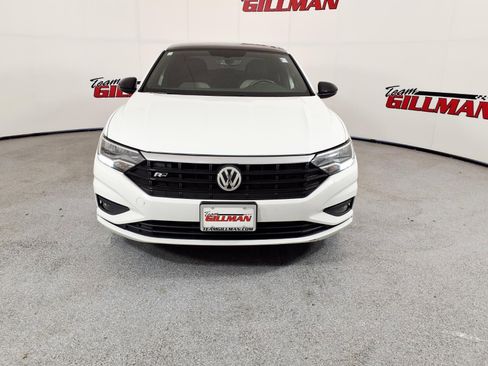 Used 2021 Volkswagen Jetta R-Line w/ R-Line Cold Weather Package FWD image 2