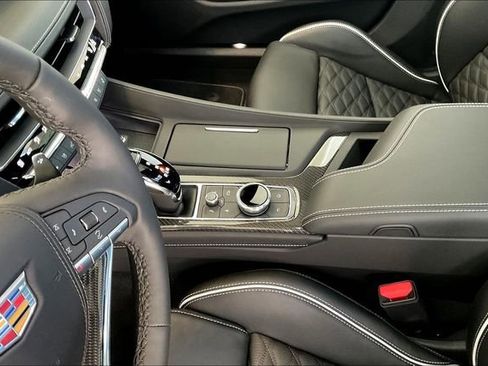 New 2026 Cadillac CT5 V Blackwing w/ Carbon Fiber 2 Package image 7