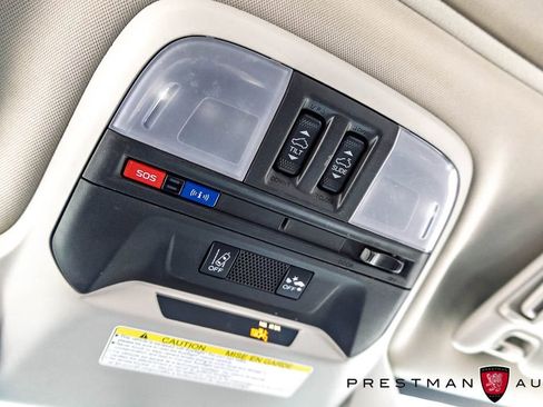 Used 2021 Subaru Crosstrek 2.5i Sport w/ Moonroof Package image 32