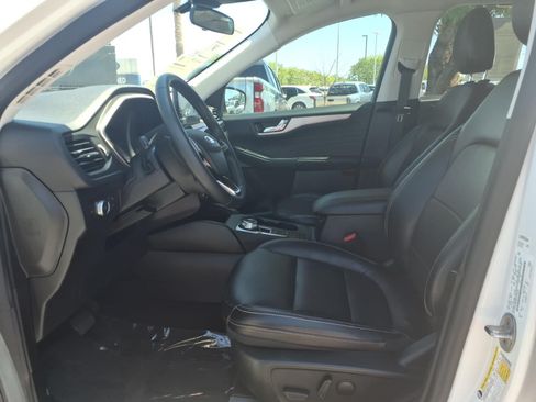 Certified 2022 Ford Escape SEL w/ Technology Package FWD image 23