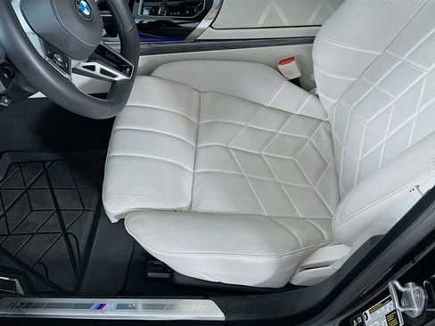 Used 2024 BMW 760i xDrive 760i xDrive image 26