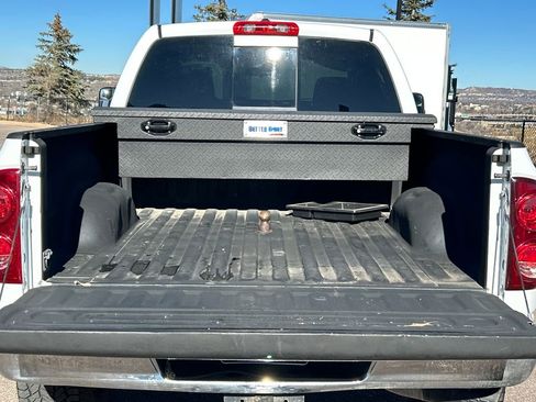 Used 2007 Dodge Ram 2500 Truck SLT w/ Quad Cab Big Horn Value Group image 5