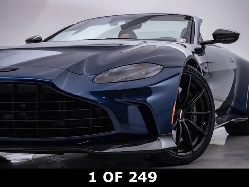 Used 2023 Aston Martin V12 Vantage Roadster image 2