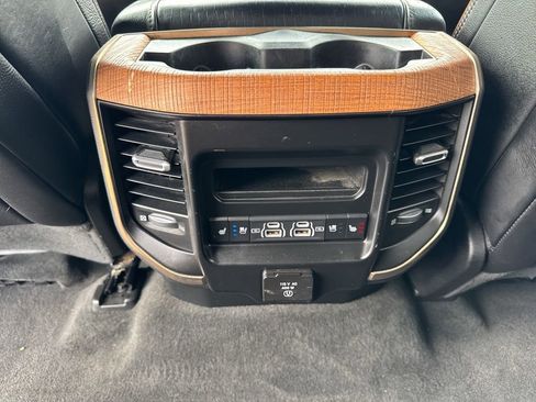 Used 2021 RAM 1500 Limited AWD/4WD image 27