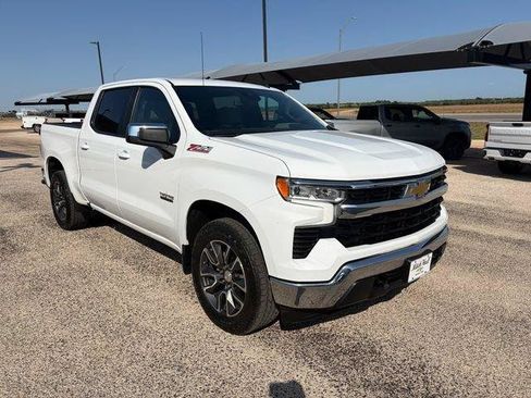 Used 2022 Chevrolet Silverado 1500 LT w/ Texas Edition Plus AWD/4WD image 3