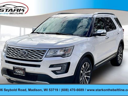 Used 2020 Ford Explorer XLT w/ Equipment Group 202A AWD/4WD image 3