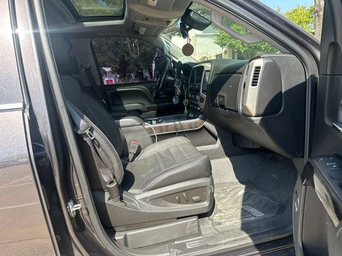 Used 2016 GMC Sierra 1500 Denali w/ Denali Ultimate Package AWD/4WD image 10