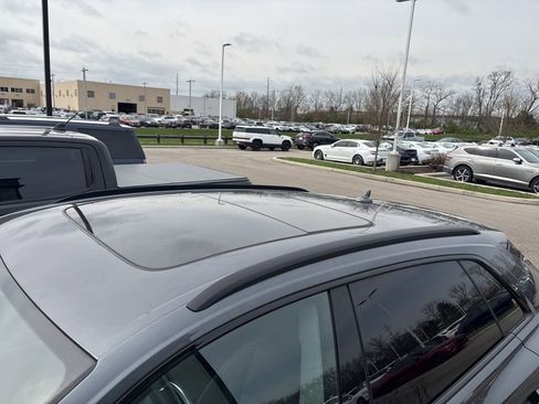 Used 2019 Audi Q8 Prestige image 14