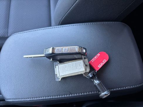 Used 2025 Kia Soul LX w/ LX Technology Package image 21