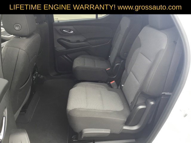Used 2024 Chevrolet Traverse LT w/ Rear Camera Mirror Package AWD/4WD image 28