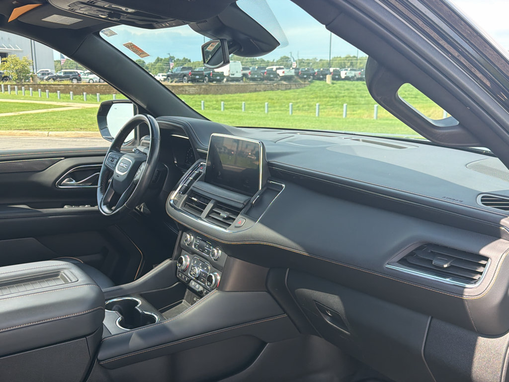 Used 2023 GMC Yukon AT4 AWD/4WD image 30
