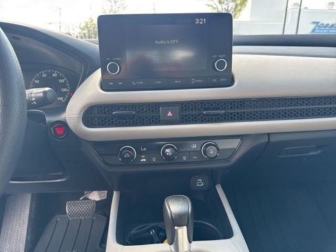 Used 2023 Honda HR-V LX image 16
