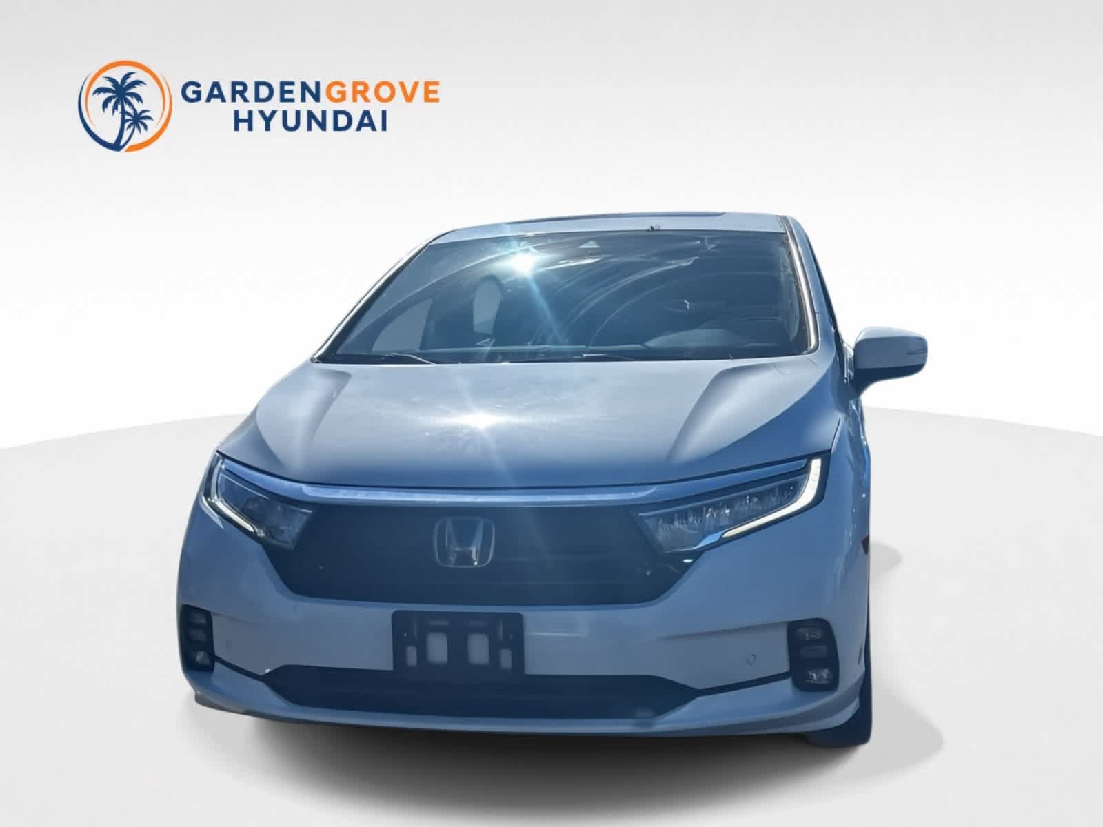 Used 2023 Honda Odyssey Touring image 1