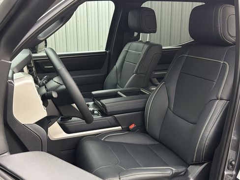 Used 2026 Toyota Tundra SR5 w/ SR5 Premium Package image 31