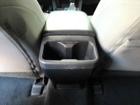 Used 2022 Toyota Tacoma SR5 image 25