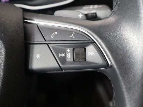 Used 2023 Audi Q3 2.0T Premium w/ Convenience Package image 40