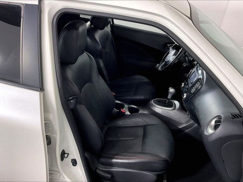 Used 2013 Nissan Juke SL w/ Sport Pkg image 10