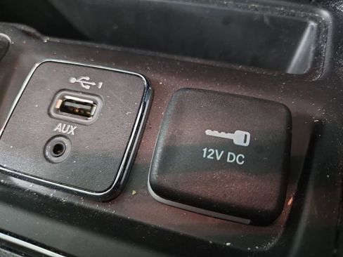 Used 2022 Jeep Cherokee Trailhawk w/ Comfort/Convenience Group image 25