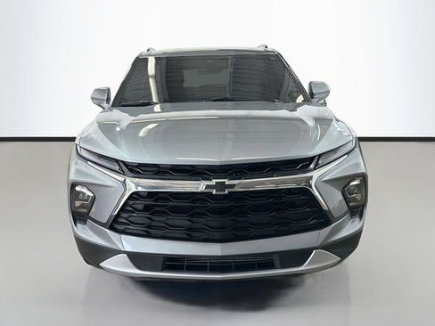 Used 2024 Chevrolet Blazer LT w/ Convenience Package AWD/4WD image 2