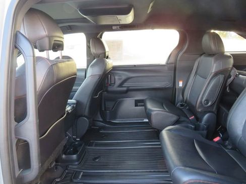 Certified 2023 Toyota Sienna XSE w/ XSE Plus Package image 18