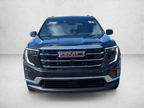 Used 2024 GMC Acadia Elevation image 2