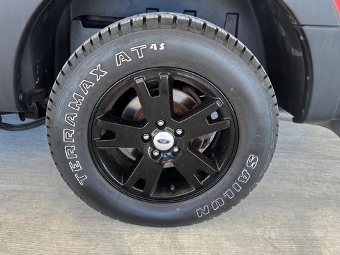 Used 2007 Ford Explorer Sport Trac XLT image 19