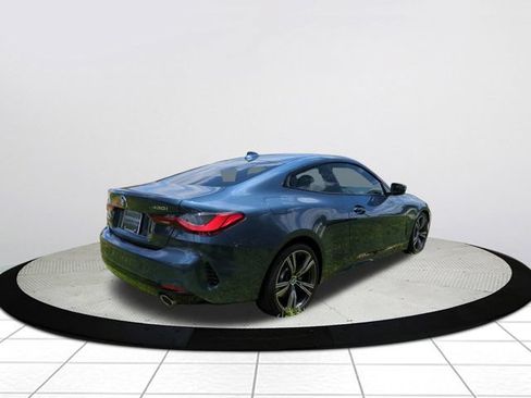 Used 2023 BMW 430i Coupe w/ Convenience Package RWD image 3