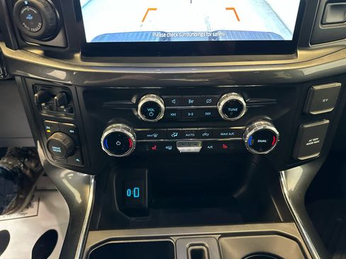 Used 2022 Ford F150 XLT w/ Equipment Group 302A High image 30