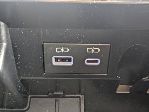 Used 2026 Toyota Tundra SR5 w/ SR5 Convenience Package AWD/4WD image 34