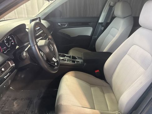 Used 2022 Honda Civic EX image 18