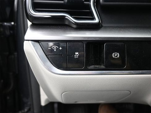 Certified 2023 Kia Sportage EX image 31