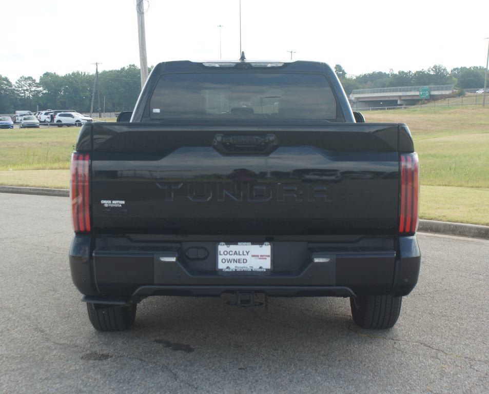 Used 2022 Toyota Tundra Platinum w/ Advanced Package AWD/4WD image 3