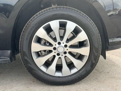 Used 2017 Mercedes-Benz GLS 450 4MATIC image 30