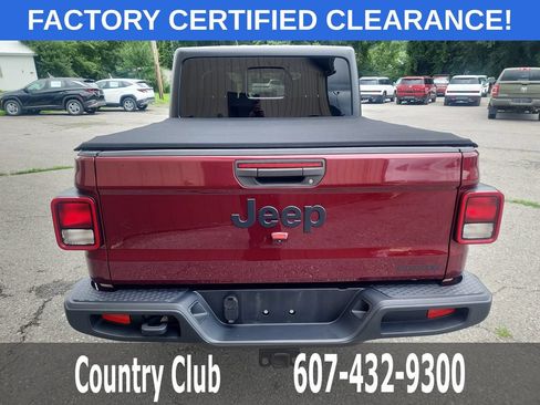 Used 2021 Jeep Gladiator Sport AWD/4WD image 7