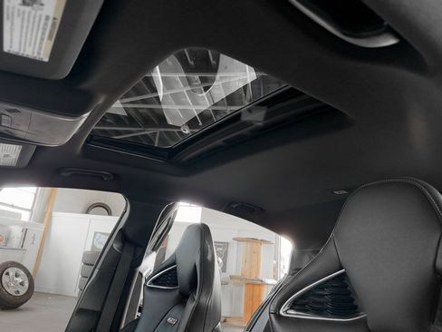 Used 2019 Buick Regal GS image 37