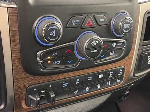 Used 2017 RAM 2500 Laramie AWD/4WD image 21