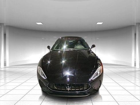 Used 2018 Maserati GranTurismo Sport image 2