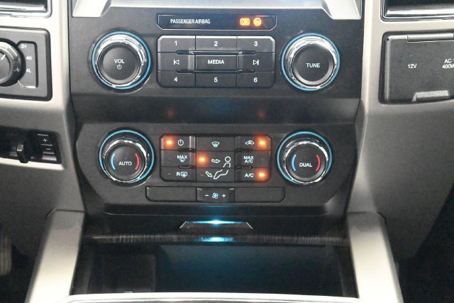 Used 2021 Ford F250 Lariat w/ FX4 Off-Road Package AWD/4WD image 21