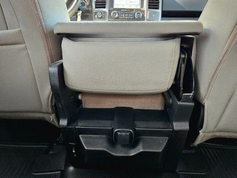 Used 2019 Ford F150 XLT image 38