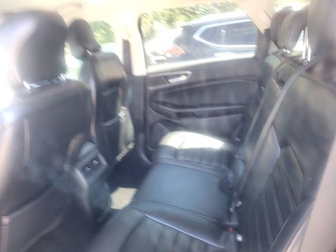 Used 2019 Ford Edge SEL w/ Equipment Group 201A FWD image 46