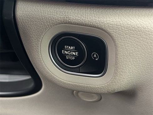 Used 2020 Mercedes-Benz GLE 350 image 24