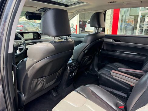 Used 2021 Hyundai Palisade SEL w/ Premium Package FWD image 23