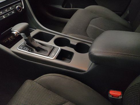 Used 2020 Kia Optima LX FWD image 26