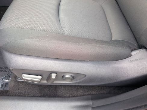 Used 2025 Toyota RAV4 XLE image 14