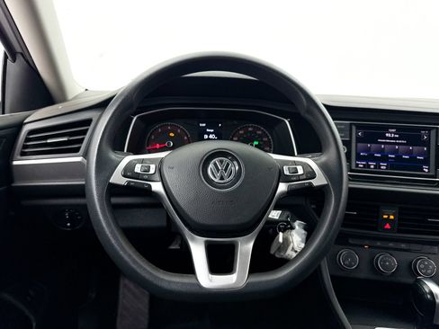 Used 2019 Volkswagen Jetta S w/ Driver Assistance Package FWD image 5